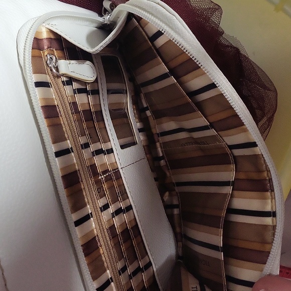 Tignanello white leather purse - Picture 4 of 8